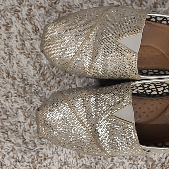 Silver sequined Tom's - Picture 4 of 4